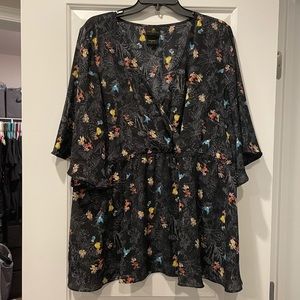 Torrid Cinderella flutter sleeve blouse size 22-24